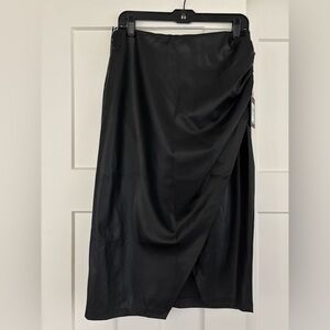 DKNY Elegant Black Faux Leather Wrap Style Pencil Skirt Size 8 NWT